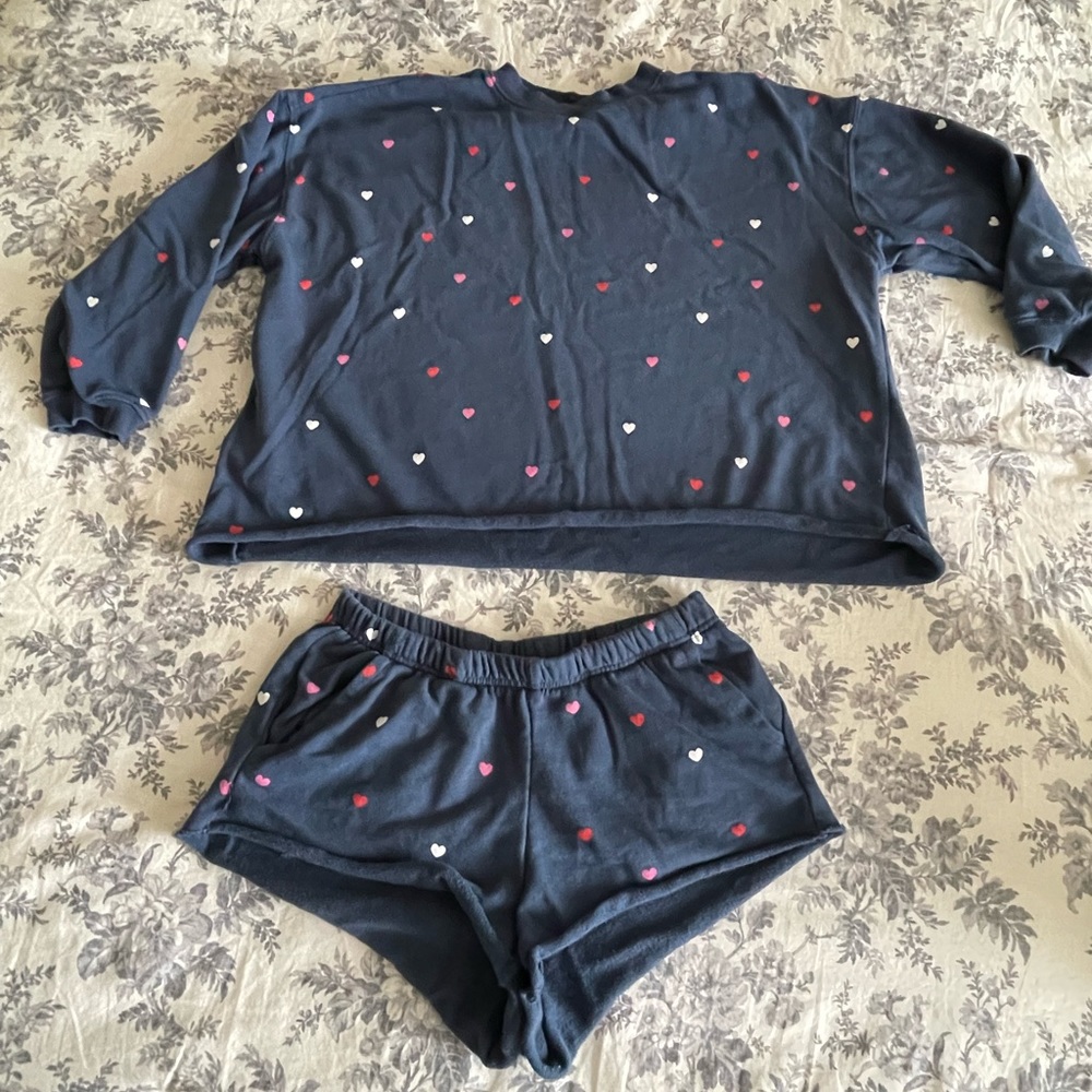 Cute Target heart sleep set 💜